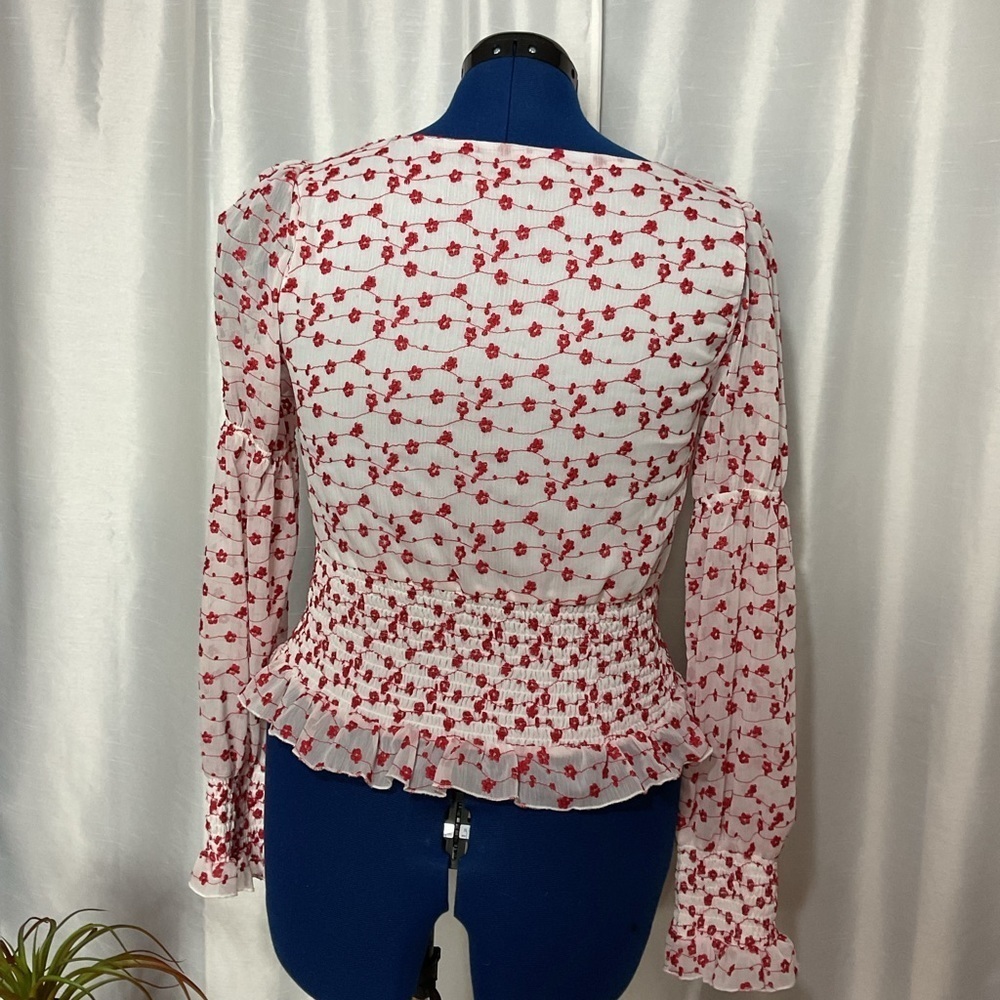 Woman’s Code x Mode Embroidered Top - Picture 5 of 11